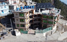 Canari Hotel Kashmir View